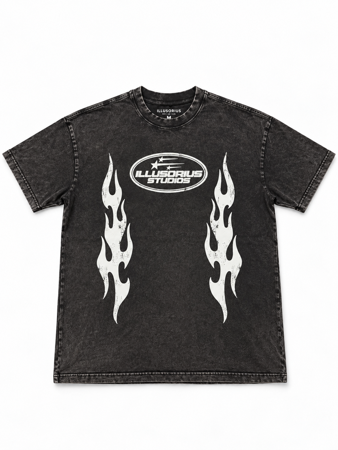 PLAYERA SEMI OVERSIZE HEAVYWEIGHT [305 GSM] NEGRA ACID WASH ILLUSORIUS STUDIOS